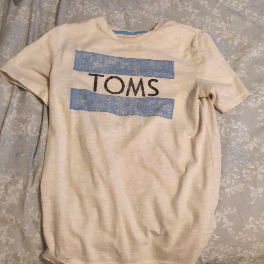 Toms T-shirt